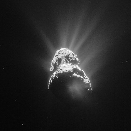 Comète le 28 avril 2015